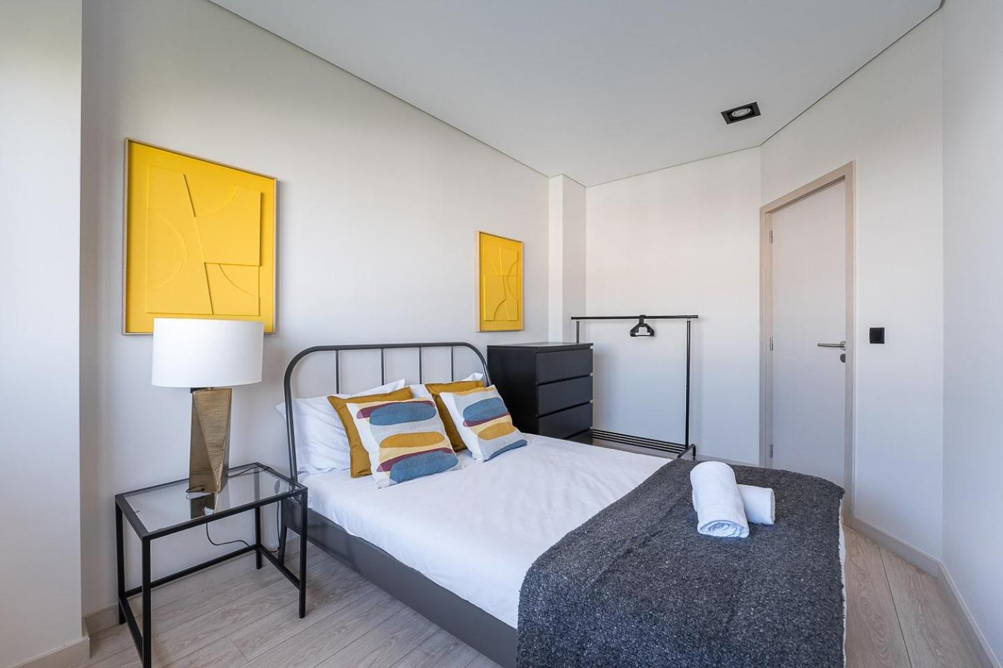 Guestready - Quental Wallpaper Near Marques Square Apartment Porto