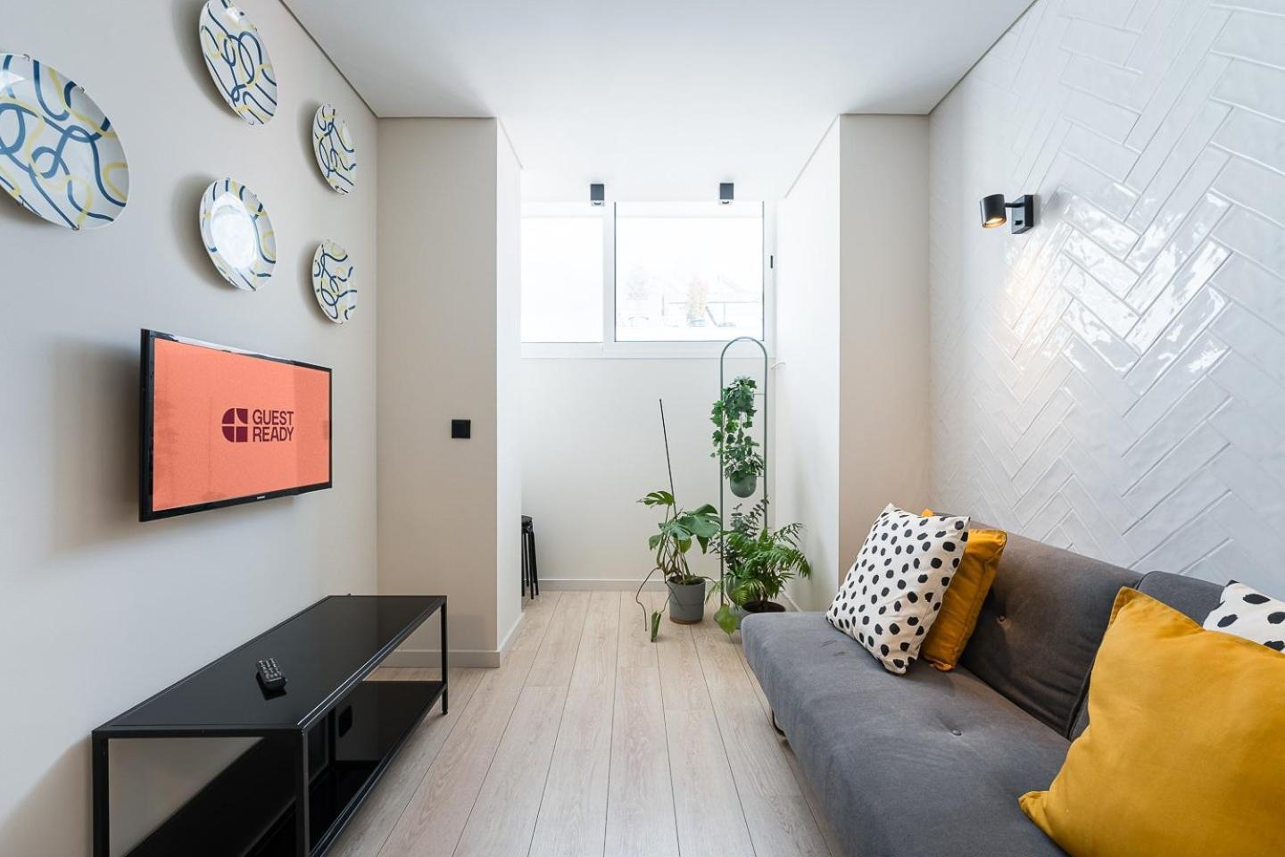 Guestready - Quental Wallpaper Near Marques Square Apartment Porto