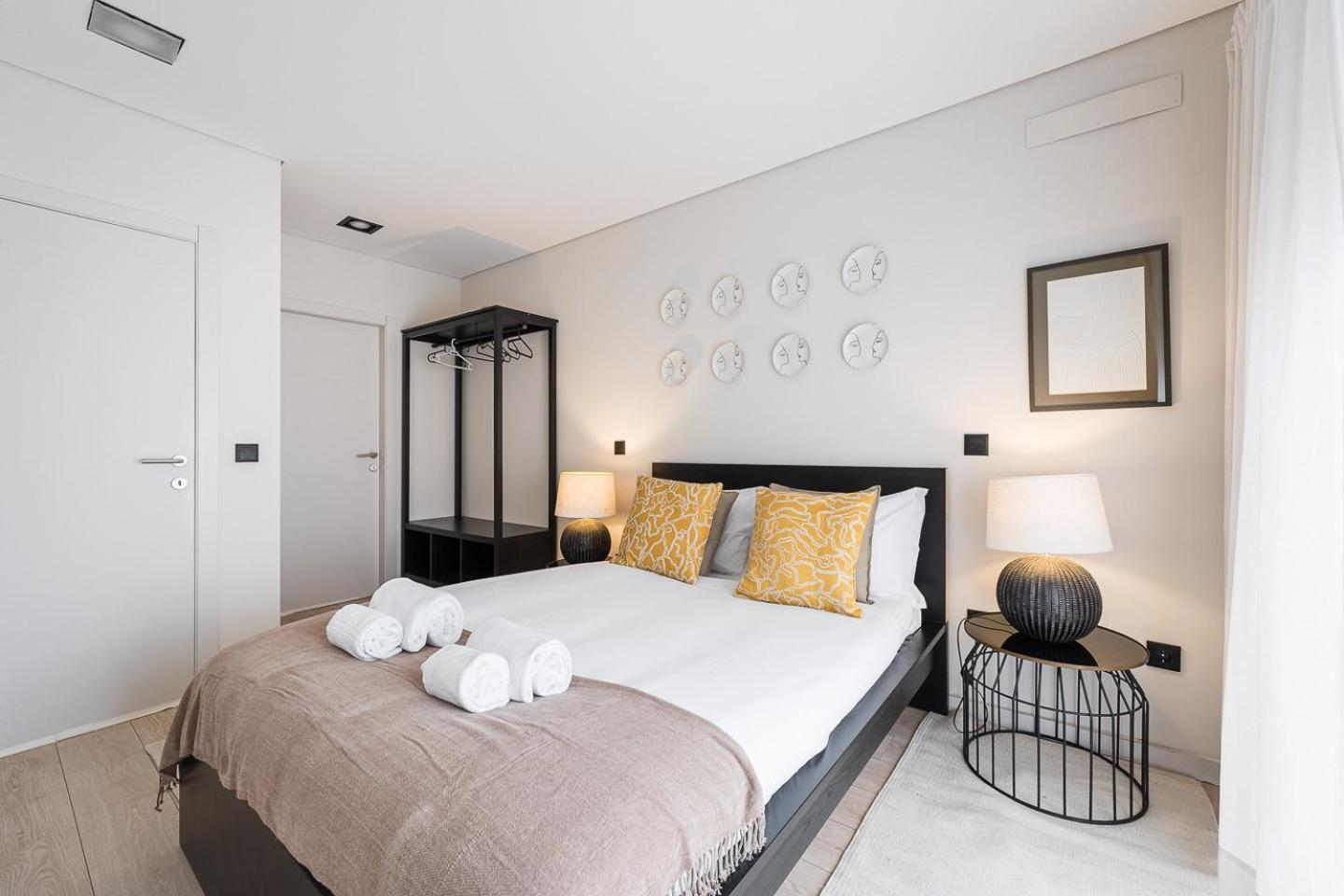 Guestready - Quental Wallpaper Near Marques Square Apartment