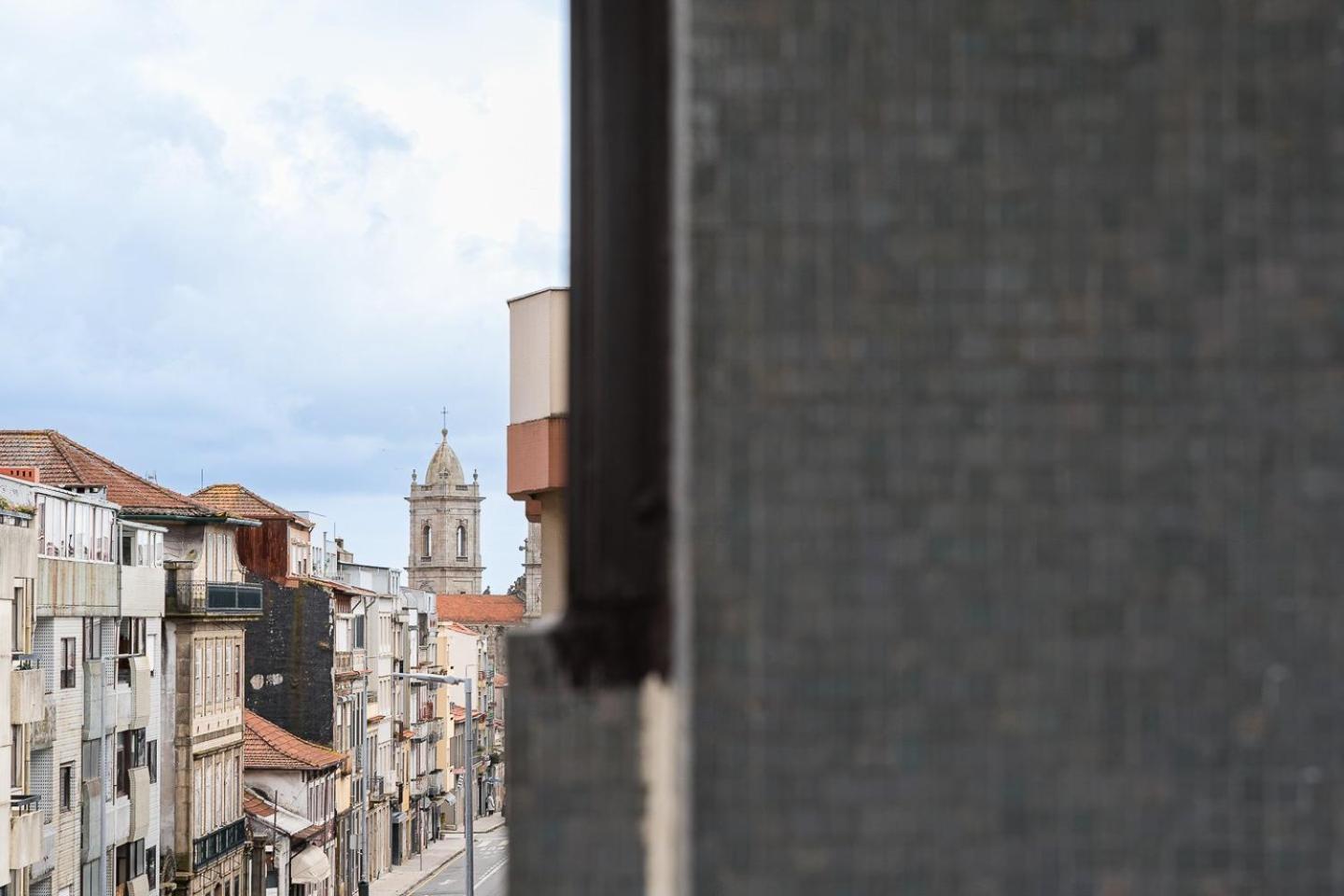 Guestready - Quental Wallpaper Near Marques Square Apartment Porto